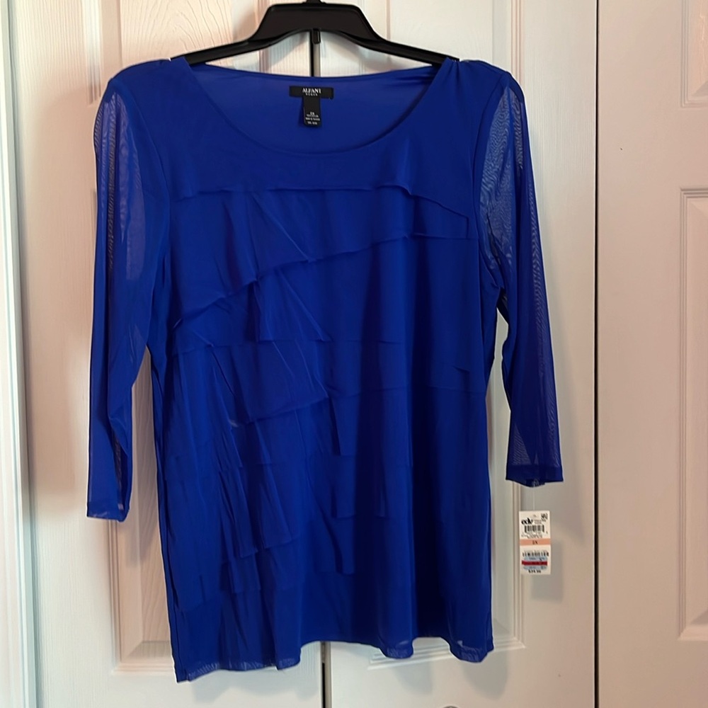 Blue Ruffle 3/4 sleeve blouse